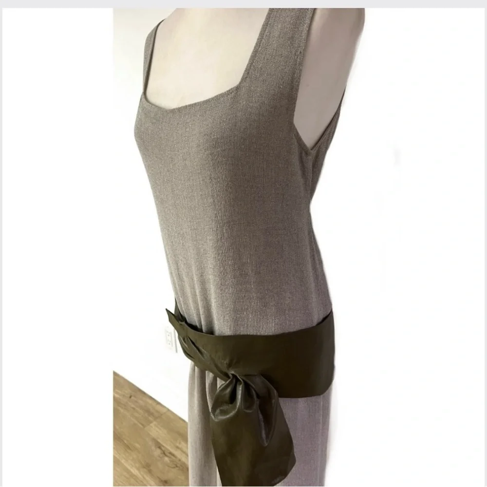 French Vintage 1980s Olive Leather Belt – Wide Draping Hip or Waist - Picture 9 of 16